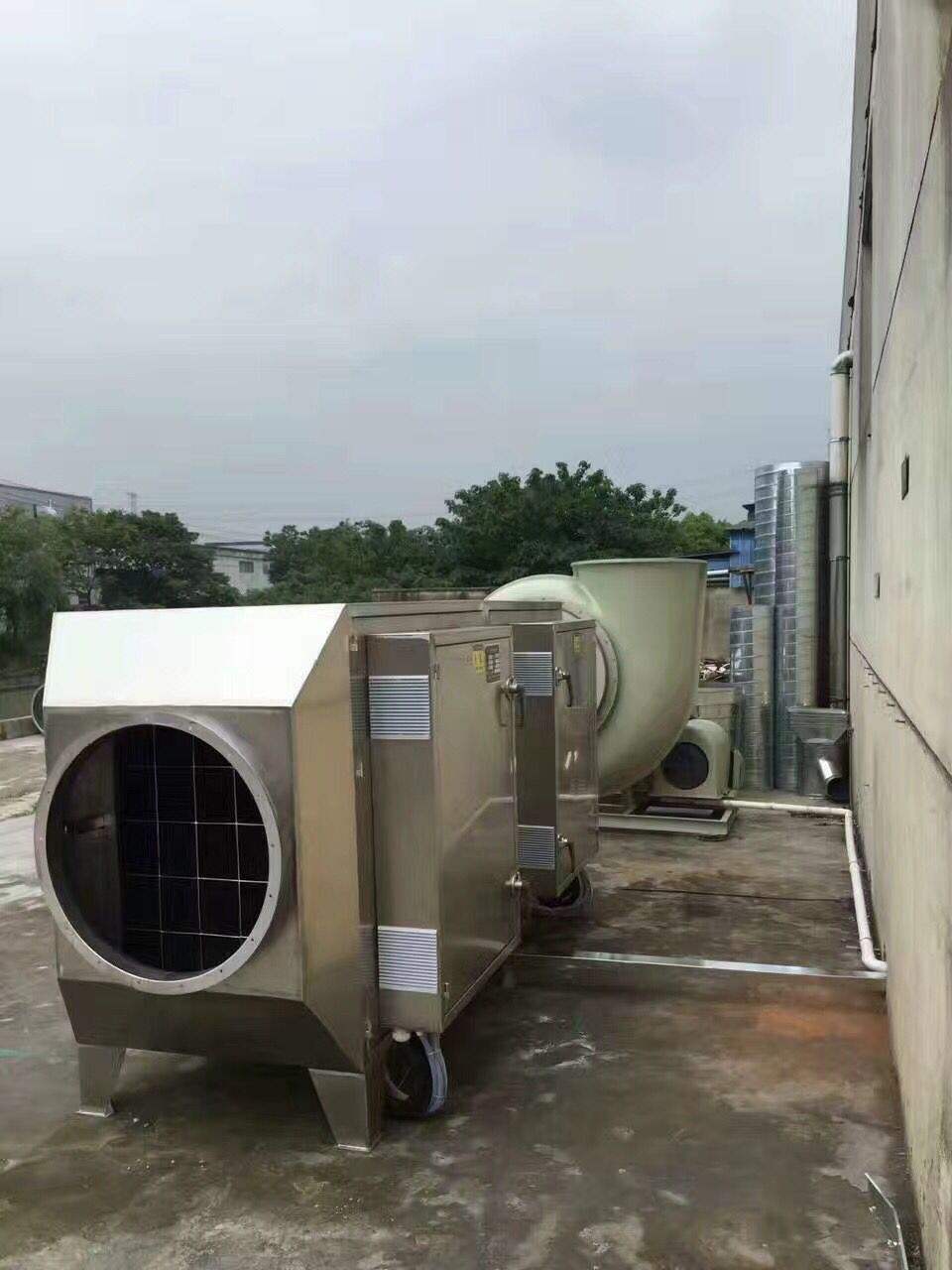  低溫等離子uv光解除臭